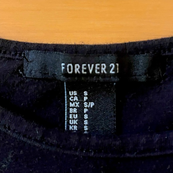 FOREVER21 CROPPED California T-SHIRT - Picture 2 of 2